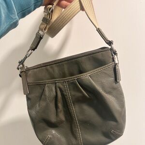 Coach Soho Olive Green Patent Leather Swing-pack Cross-body Purse F42834